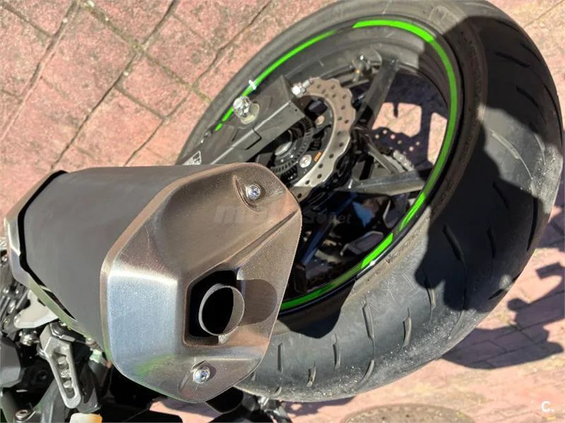 Kawasaki Ninja 400 – Vista 5