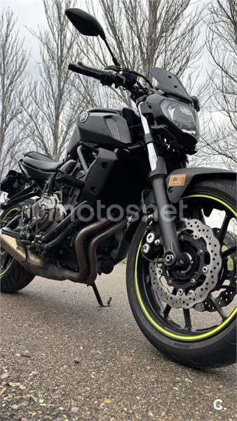 Yamaha MT-07 – Vista 3