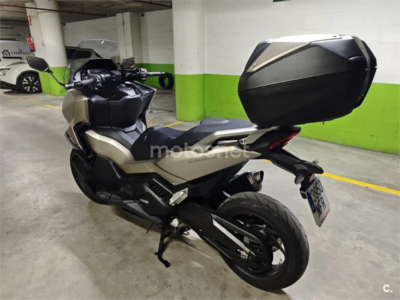 Honda Forza 750 – Vista 4