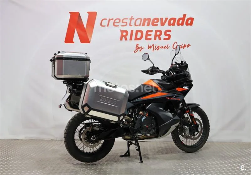 KTM 890 – Vista 11