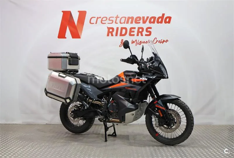 KTM 890 – Vista 6