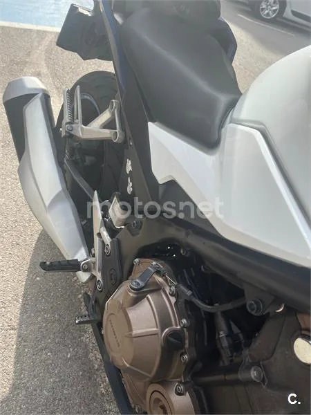 Honda CB 500 F – Vista 3