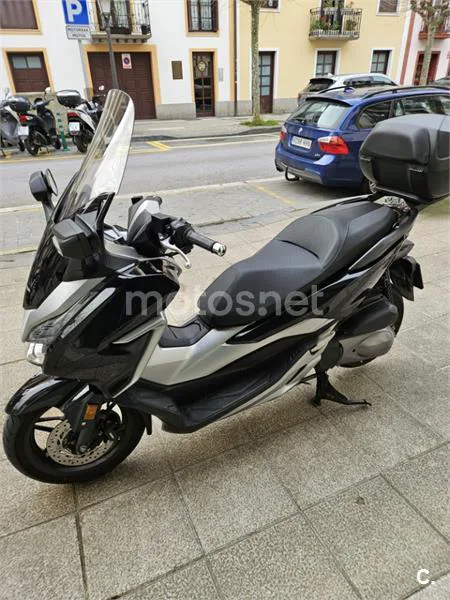 Honda Forza – Vista 2