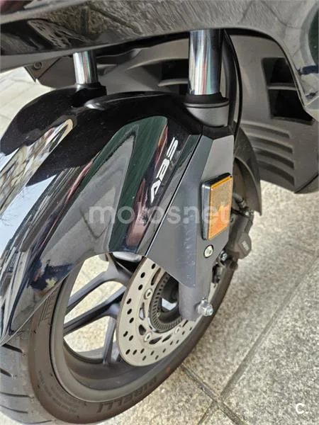 Honda Forza – Vista 10