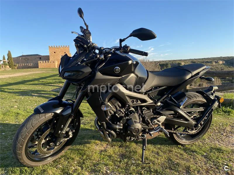 Yamaha MT-09 – Vista 2