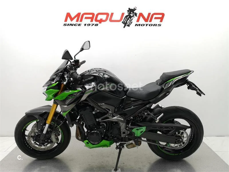 Kawasaki Z900 – Vista 13