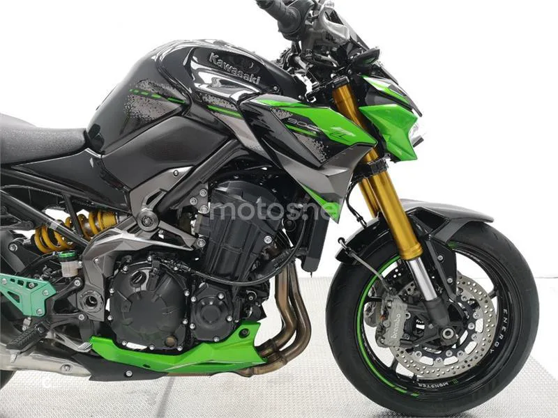 Kawasaki Z900 – Vista 6