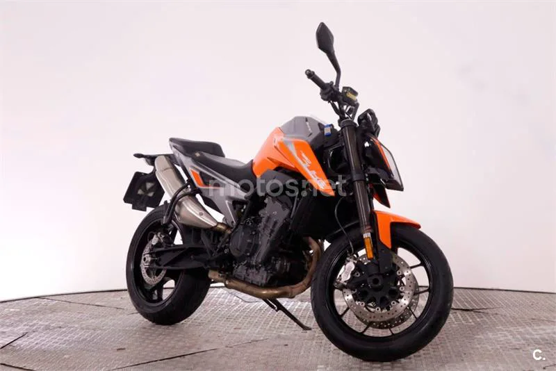 KTM 790 – Vista 4
