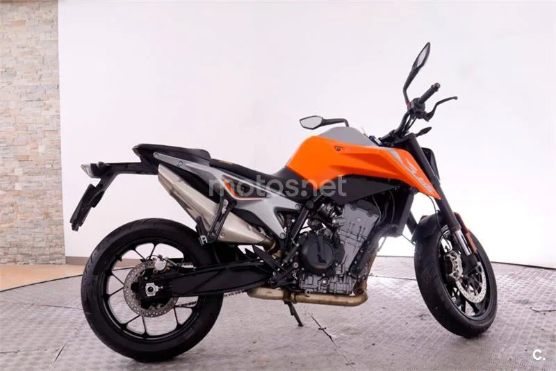 KTM 790 – Vista 8