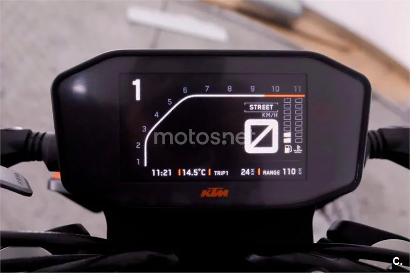 KTM 790 – Vista 10