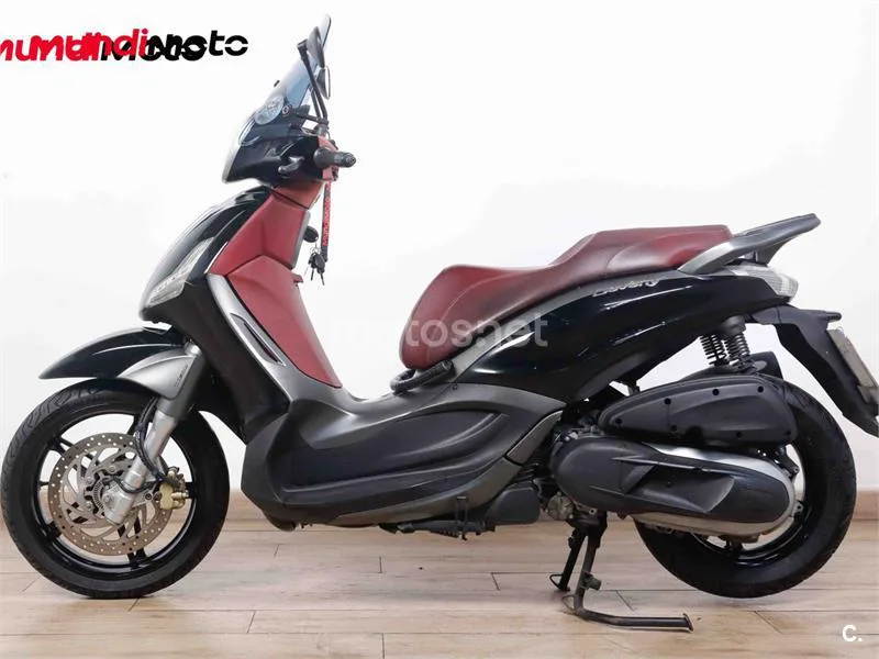 Piaggio Beverly – Vista 11