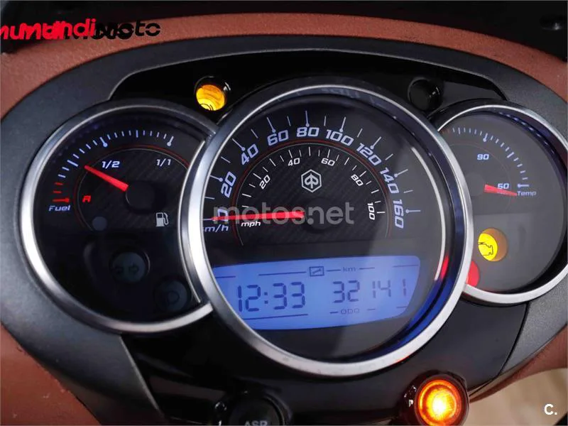 Piaggio Beverly – Vista 22