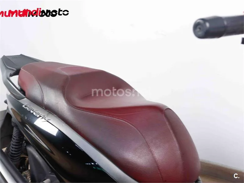 Piaggio Beverly – Vista 39