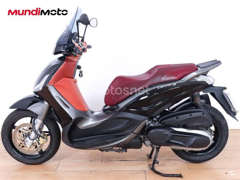 Piaggio Beverly – Vista 10