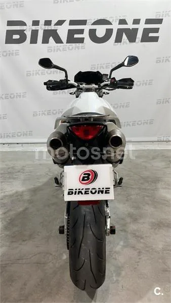 KTM 990 SM – Vista 6