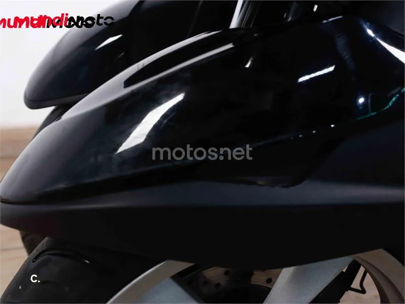 Yamaha Tricity – Vista 33