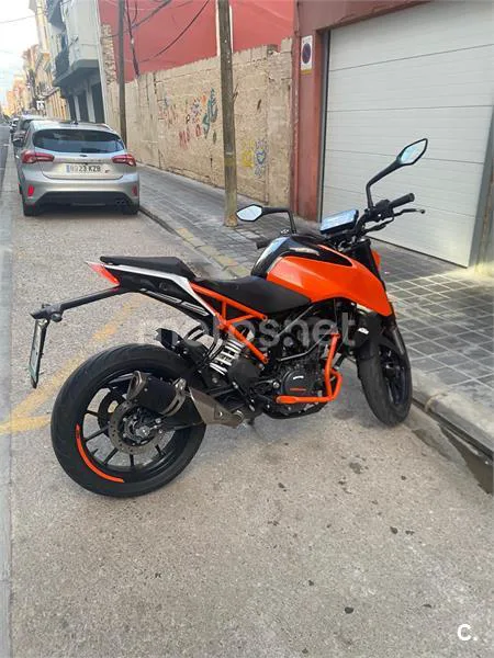 KTM 125 – Vista 2