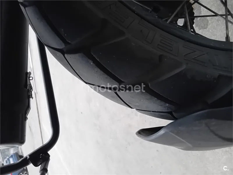 Benelli TRK 502 – Vista 2