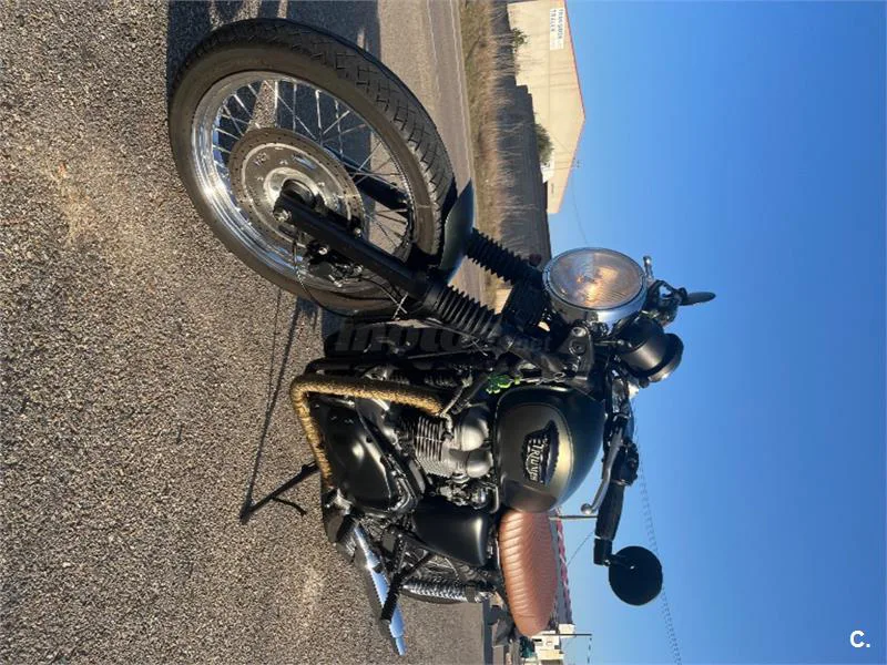 Triumph Bonneville 900 – Vista 4