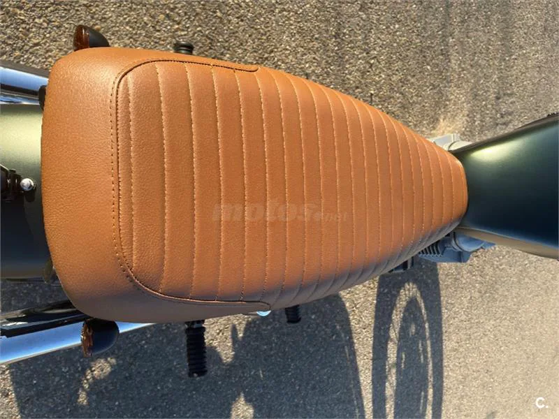 Triumph Bonneville 900 – Vista 8