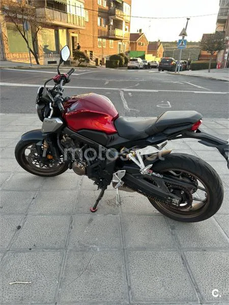 Honda CB 650 R – Vista 4