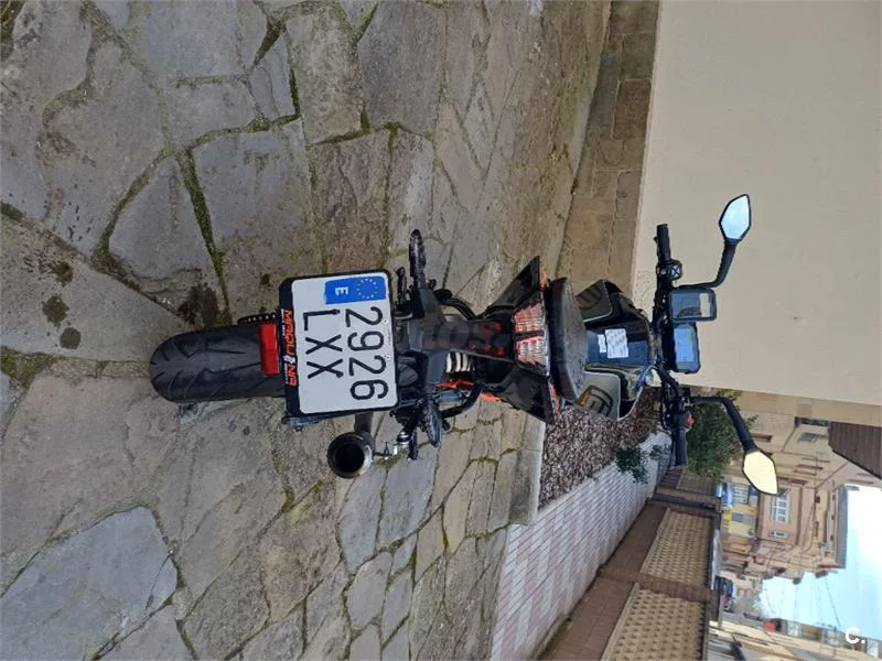KTM 125 – Vista 5