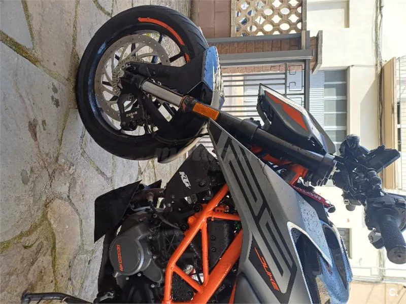 KTM 125 – Vista 6