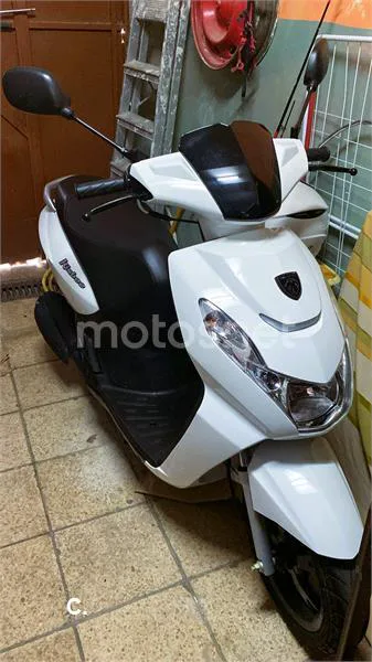 Peugeot KISBEE 50 1950 € 2024 Cádiz - 1