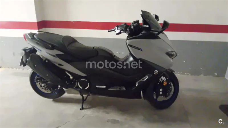 Yamaha TMAX 560 8900 € 2021 Valencia - 1