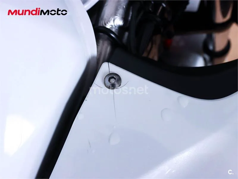 Honda VFR 800 F – Vista 14