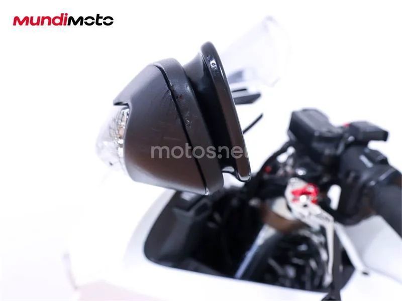 Honda VFR 800 F – Vista 15