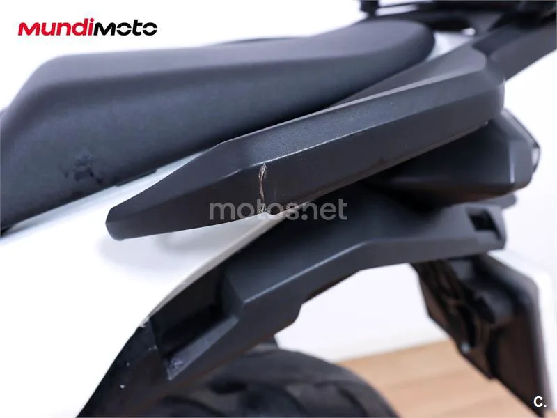 Honda VFR 800 F – Vista 20