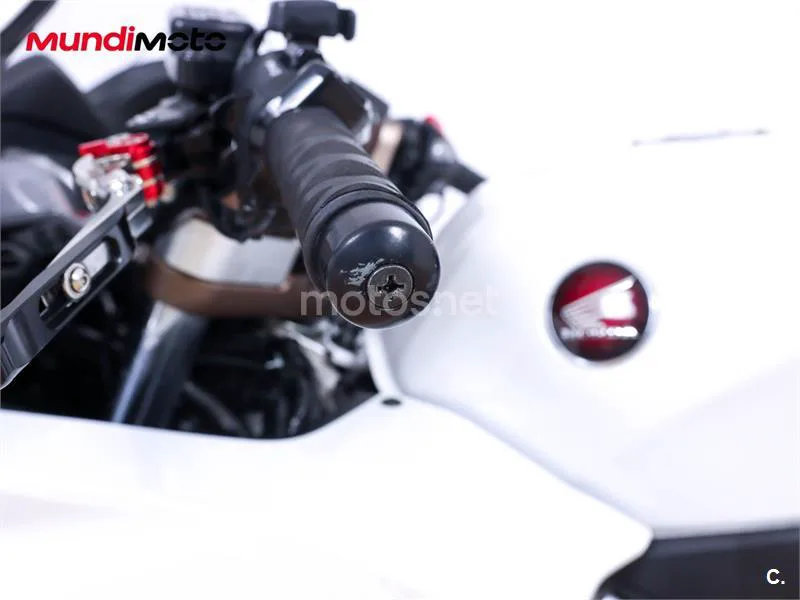 Honda VFR 800 F – Vista 24