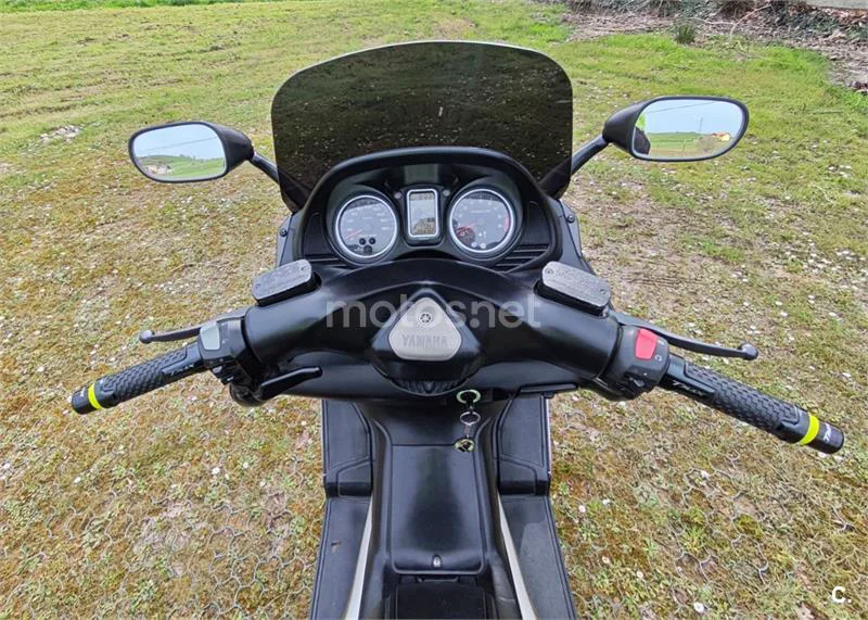 Yamaha TMAX 500 – Vista 8