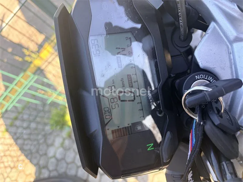 BMW G 310 R – Vista 4