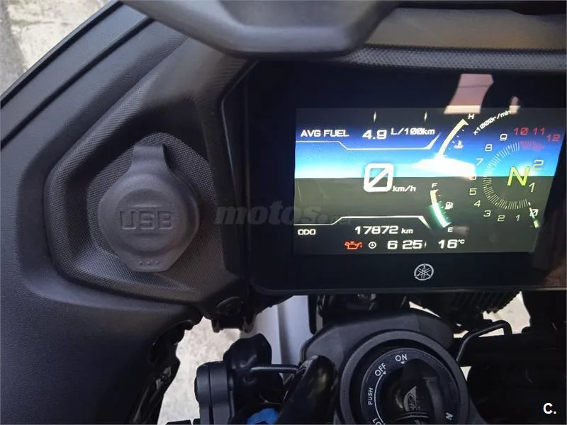 Yamaha Tracer 7 – Vista 2