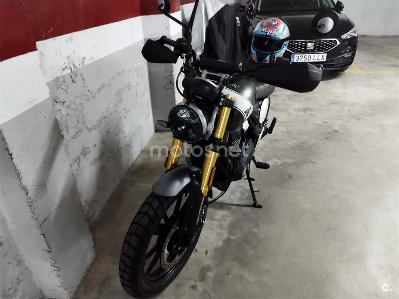Triumph Scrambler 400 X – Vista 3