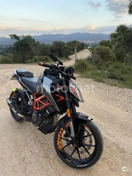 KTM 125 – Vista 4