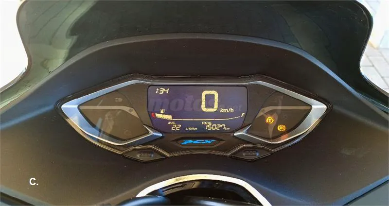 Honda PCX 125 – Vista 8