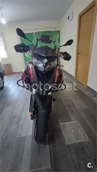 Benelli TRK 502 – Vista 2