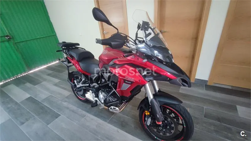 Benelli TRK 502 – Vista 3