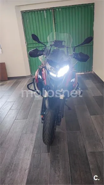 Benelli TRK 502 – Vista 8