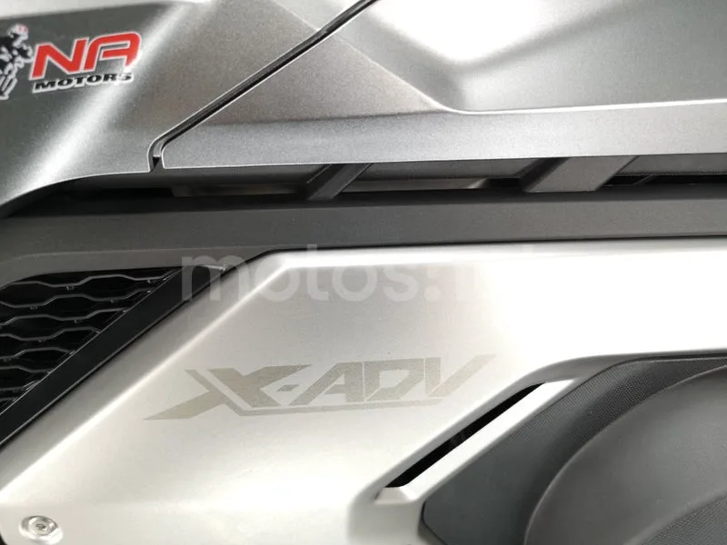 Honda X-ADV – Vista 14