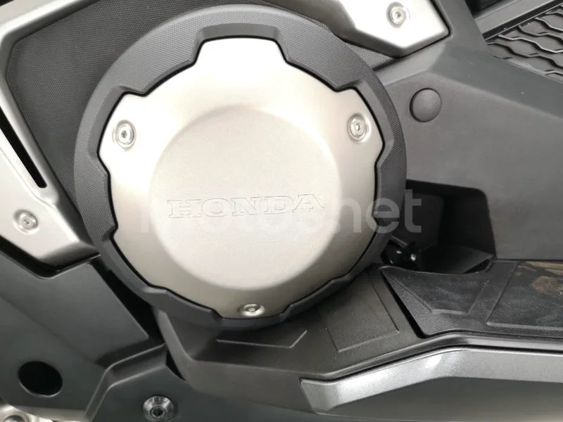 Honda X-ADV – Vista 15