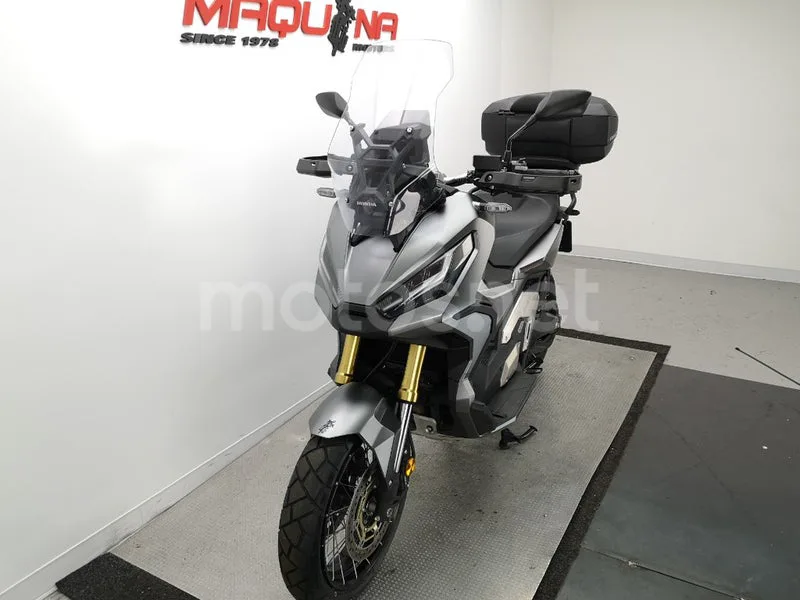 Honda X-ADV – Vista 18