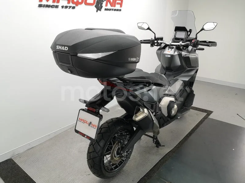 Honda X-ADV – Vista 4