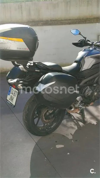 Yamaha MT-09 – Vista 6