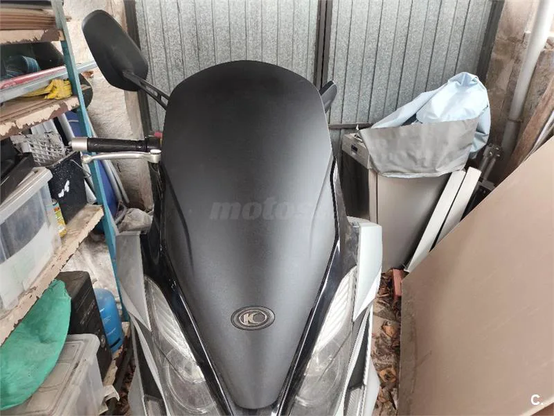Kymco Super Dink 350i – Vista 6