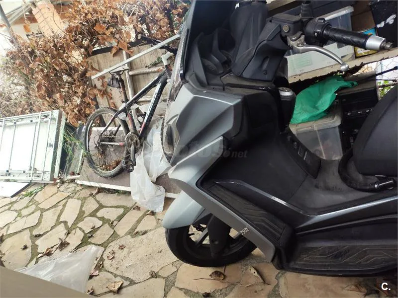 Kymco Super Dink 350i – Vista 7