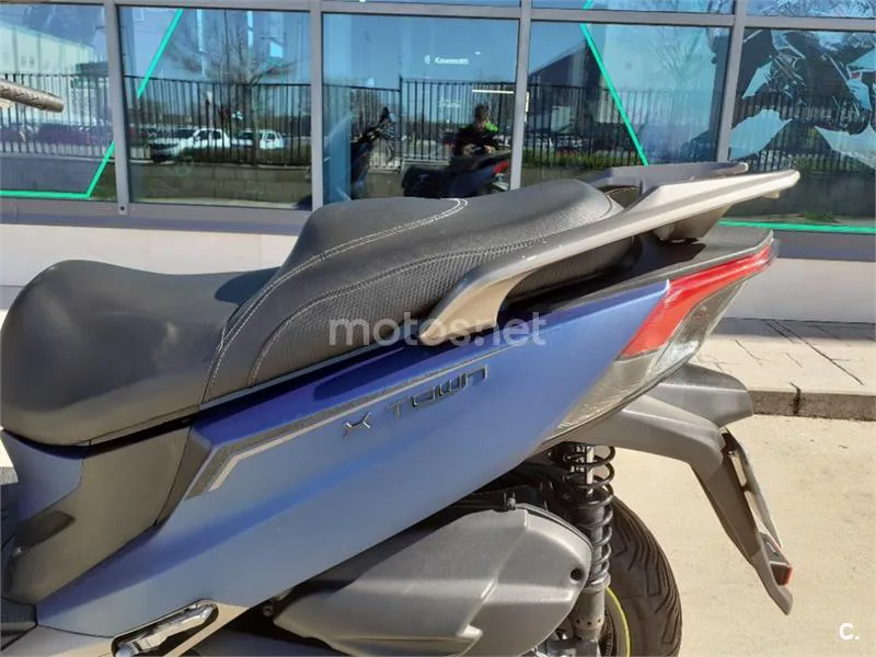 Kymco X-Town CT 125 – Vista 11